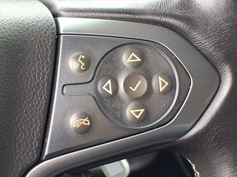 Used 2016 Chevrolet Silverado 1500 LT w/ Midnight Edition image 11