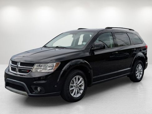 Used 2015 Dodge Journey SXT w/ Flexible Seating Group image 1