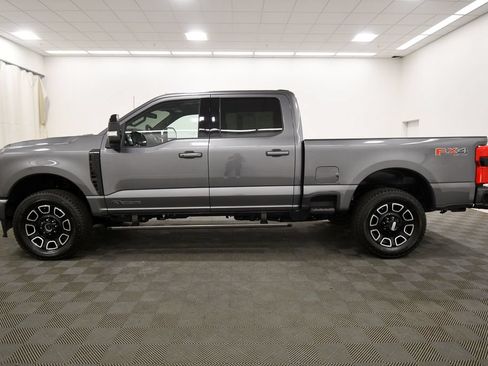 Used 2025 Ford F350 Platinum w/ FX4 Off-Road Package AWD/4WD image 4