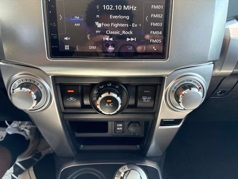 Used 2019 Toyota 4Runner SR5 AWD/4WD image 17