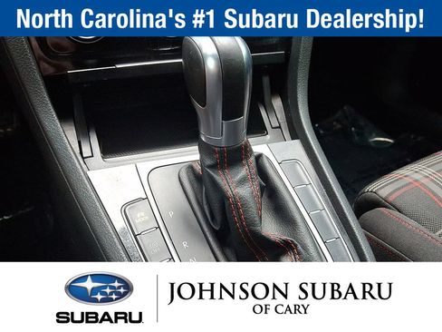 Used 2019 Volkswagen Golf 4-Door FWD image 13
