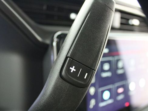 Used 2024 GMC Sierra 3500 AT4 image 27