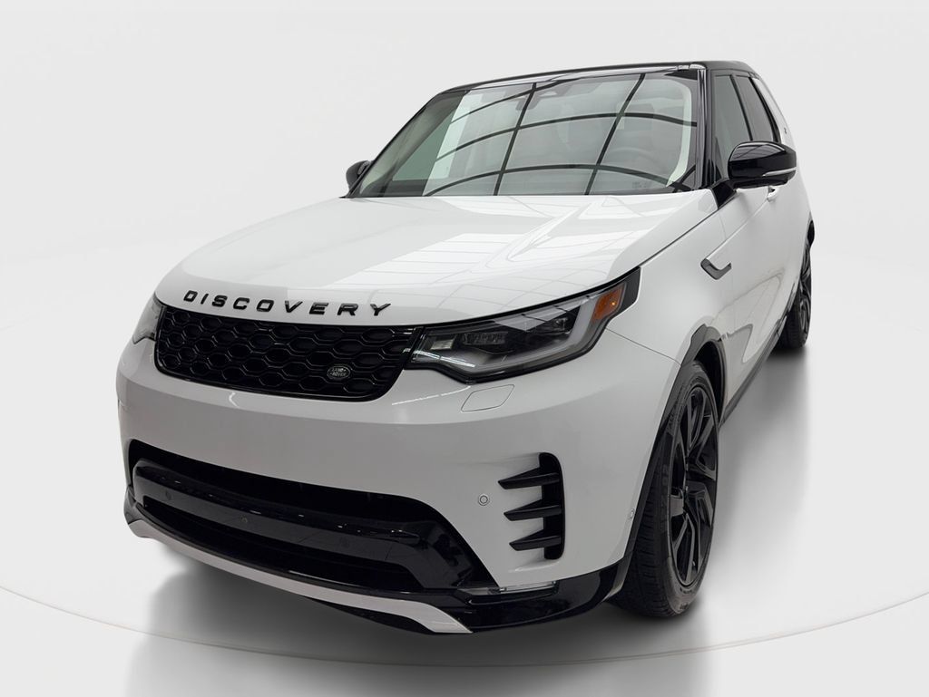 Used 2025 Land Rover Discovery Dynamic SE AWD/4WD image 4