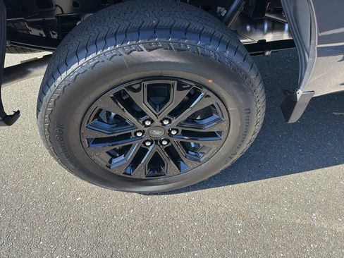 New 2025 Ford F150 Lariat w/ Equipment Group 501A Mid image 30