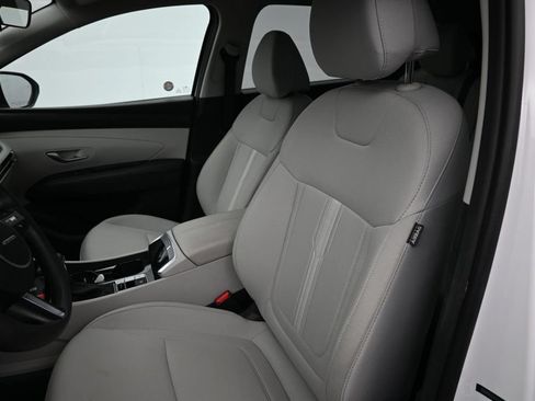 Used 2025 Hyundai Tucson SEL FWD image 12