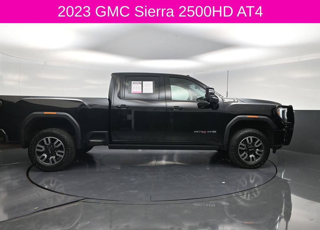 Used 2023 GMC Sierra 2500 AT4 w/ AT4 Premium Plus Package AWD/4WD image 4