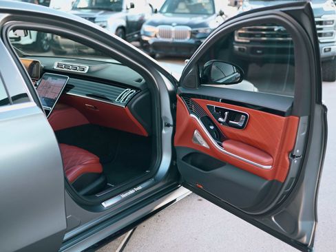 Used 2022 Mercedes-Benz S 580 4MATIC Sedan image 20