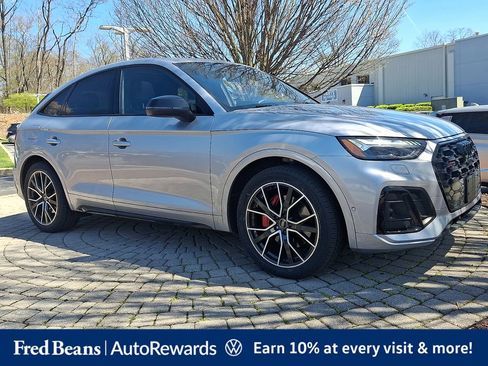 Used 2023 Audi SQ5 Prestige AWD/4WD image 1