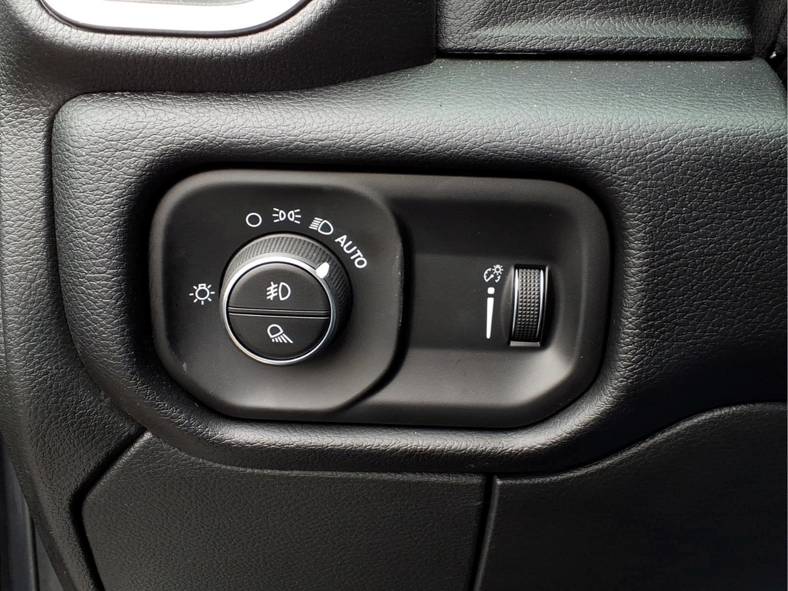 Used 2025 RAM 2500 Big Horn AWD/4WD image 19