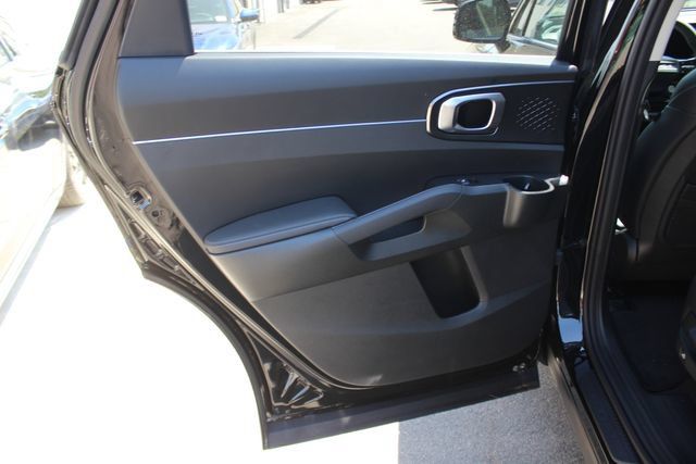 Used 2026 Kia Sorento EX AWD/4WD image 23