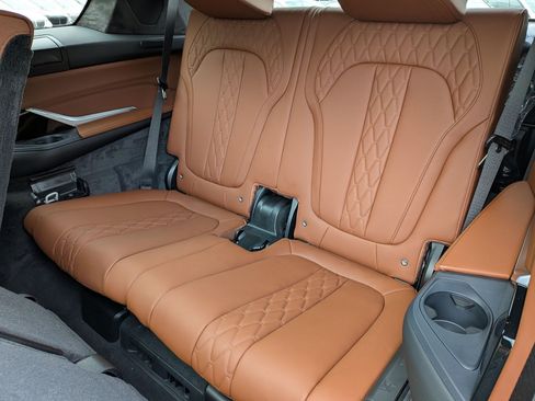 New 2027 BMW X7 xDrive40i w/ M Sport Package AWD/4WD image 34