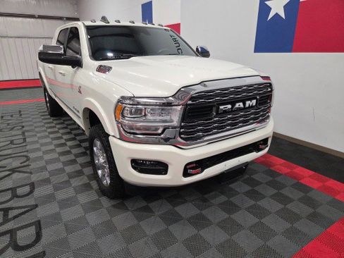 Used 2020 RAM 2500 Limited image 16