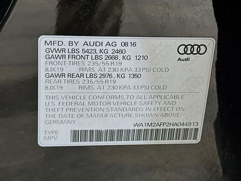 Used 2017 Audi Q5 2.0T Premium Plus w/ Technology Package image 12