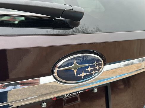 Used 2025 Subaru Ascent Touring image 7
