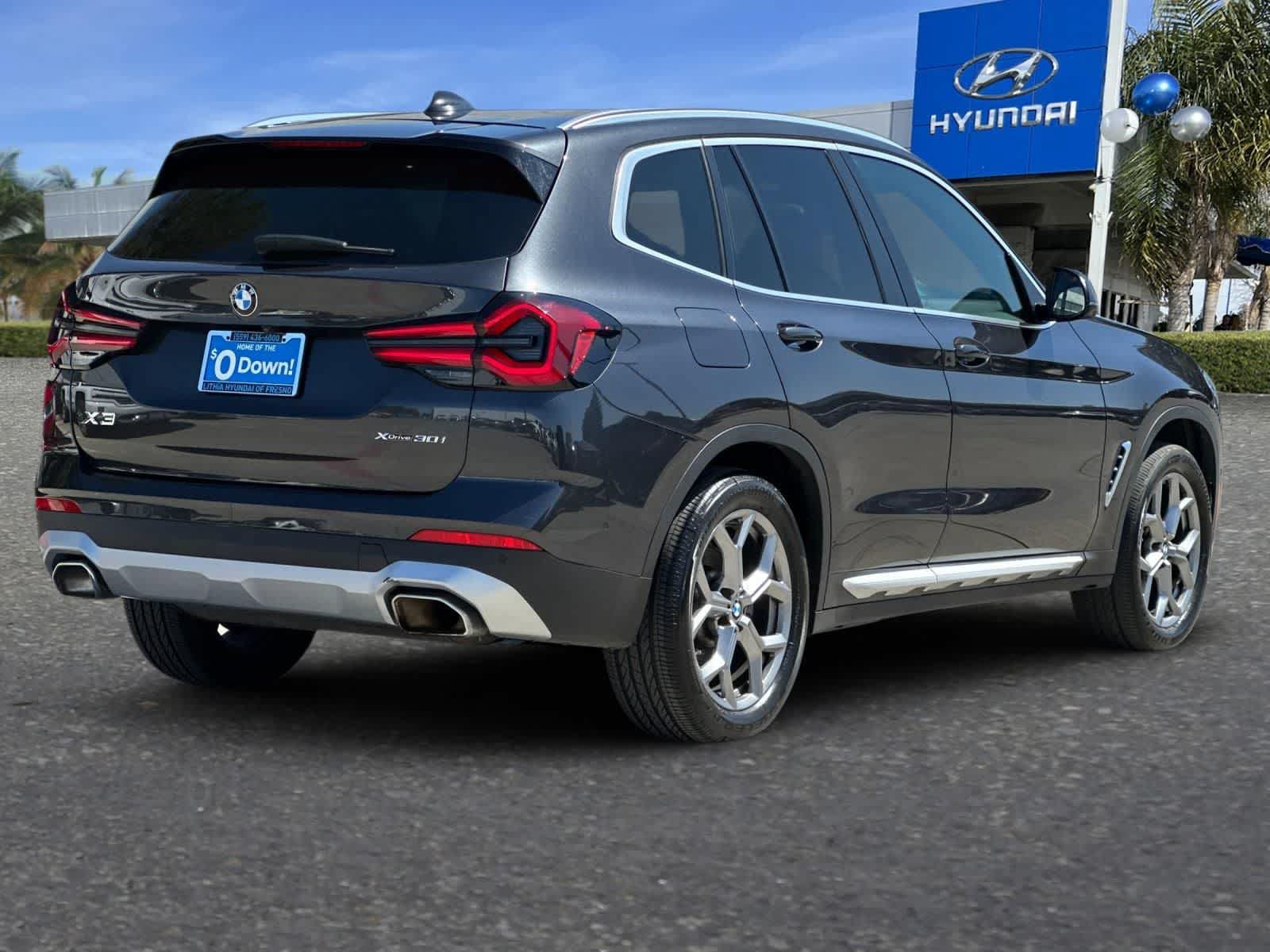 Used 2024 BMW X3 xDrive30i w/ Convenience Package AWD/4WD image 3