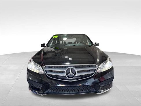 Used 2014 Mercedes-Benz E 350 4MATIC Sedan image 2