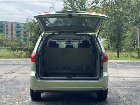 Used 2009 Toyota Sienna LE FWD image 16