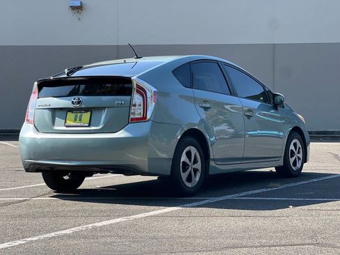 Used 2013 Toyota Prius image 5