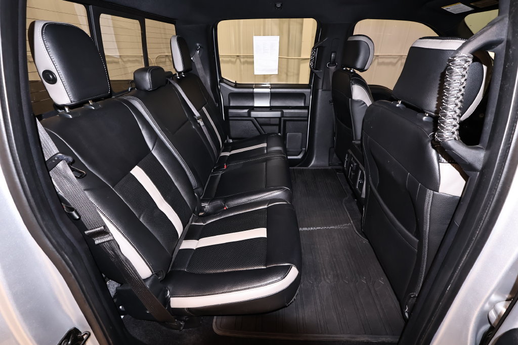 Used 2015 Ford F150 XLT w/ Equipment Group 302A Luxury AWD/4WD image 18