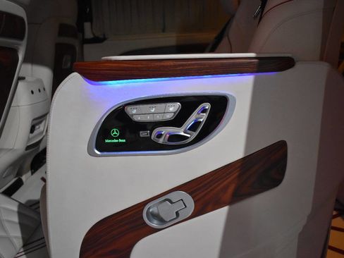 Used 2021 Mercedes-Benz Metris Passenger image 87