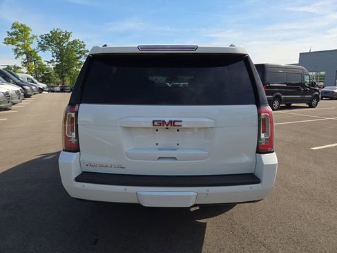Used 2020 GMC Yukon XL SLT AWD/4WD image 4