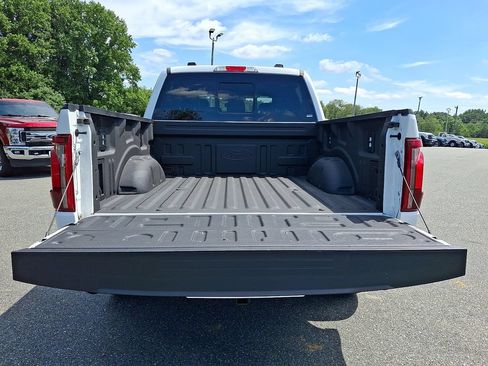 Used 2025 Ford F150 Lariat AWD/4WD image 34
