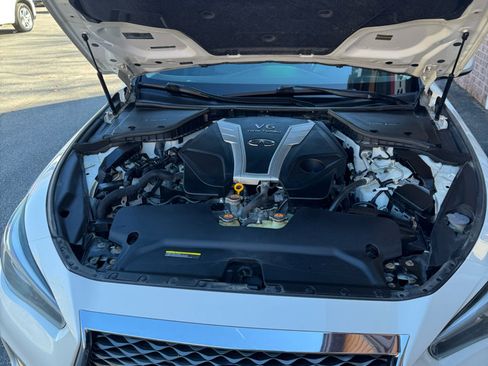 Used 2018 INFINITI Q50 Luxe w/ Essential Package (3.0T Luxe) image 21