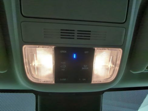 Used 2025 Honda Odyssey EX-L image 24