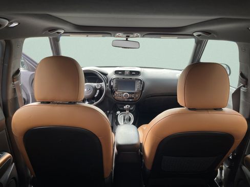 Used 2015 Kia Soul ! w/ Sun & Sound Package FWD image 17