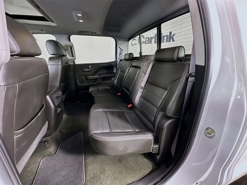 Used 2017 GMC Sierra 2500 Denali w/ Duramax Plus Package image 30
