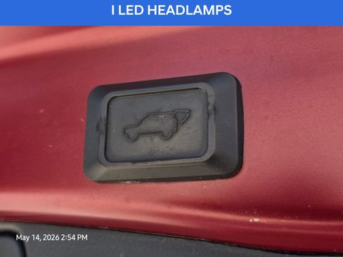 Used 2022 Toyota RAV4 XLE w/ Convenience Package FWD image 21