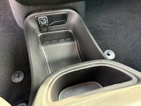 New 2026 Chrysler Pacifica Select w/ S Appearance Package FWD image 23