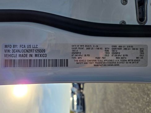 Used 2024 Jeep Compass Limited image 31