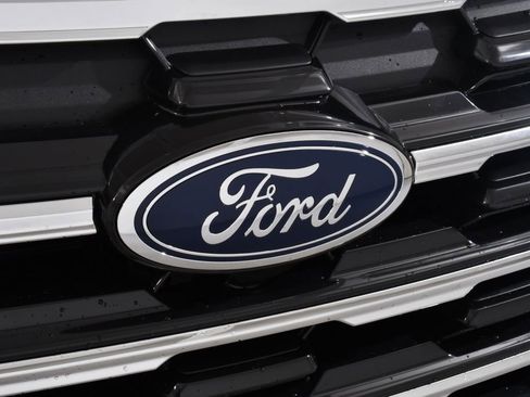 New 2026 Ford Explorer Active AWD/4WD image 22