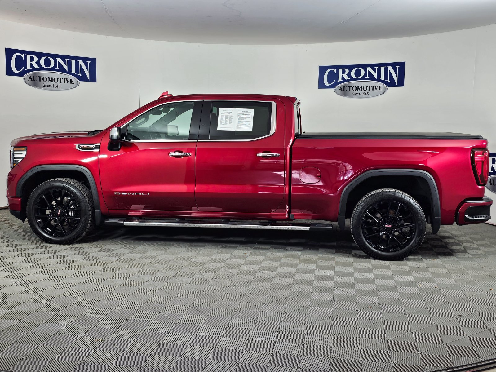 Used 2023 GMC Sierra 1500 Denali AWD/4WD image 34