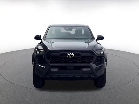 Used 2025 Toyota Tacoma TRD Off-Road AWD/4WD image 4