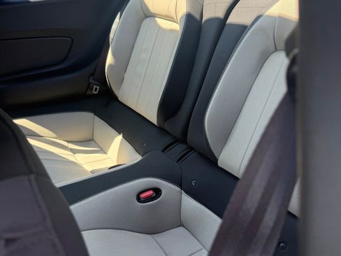 Used 2022 Ford Mustang Coupe RWD image 15