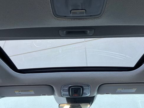 Used 2025 Hyundai Elantra SEL image 18