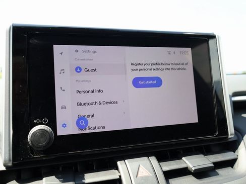 Used 2024 Toyota RAV4 SE image 34