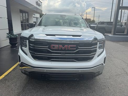 Used 2025 GMC Sierra 1500 SLT w/ SLT Premium Plus Package AWD/4WD image 6
