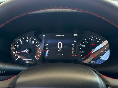 Used 2022 Jeep Compass Trailhawk AWD/4WD image 18