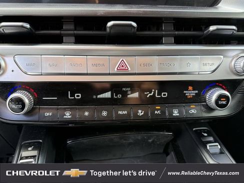 Used 2023 Kia Telluride S FWD image 22