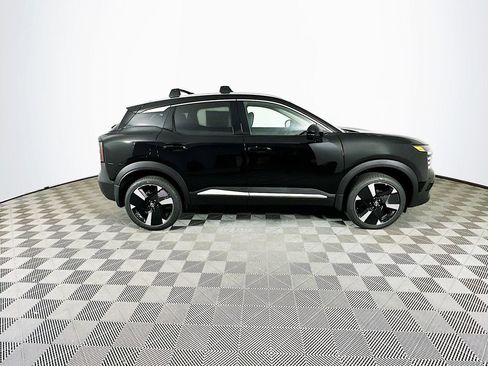 New 2026 Nissan Kicks SR w/ Cold Weather Package image 11