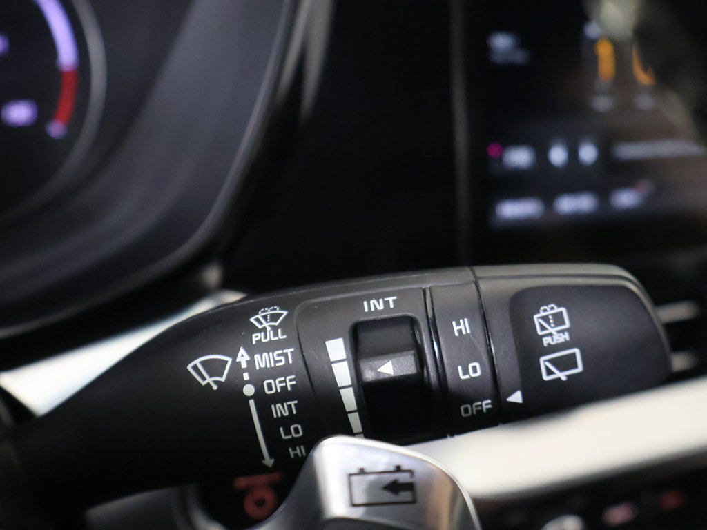 Used 2022 Kia Niro EX FWD image 43
