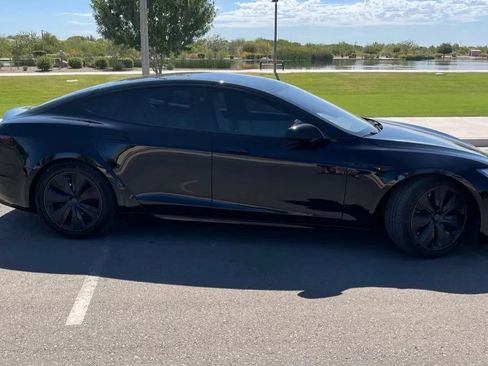 Used 2022 Tesla Model S Standard Range AWD/4WD image 3
