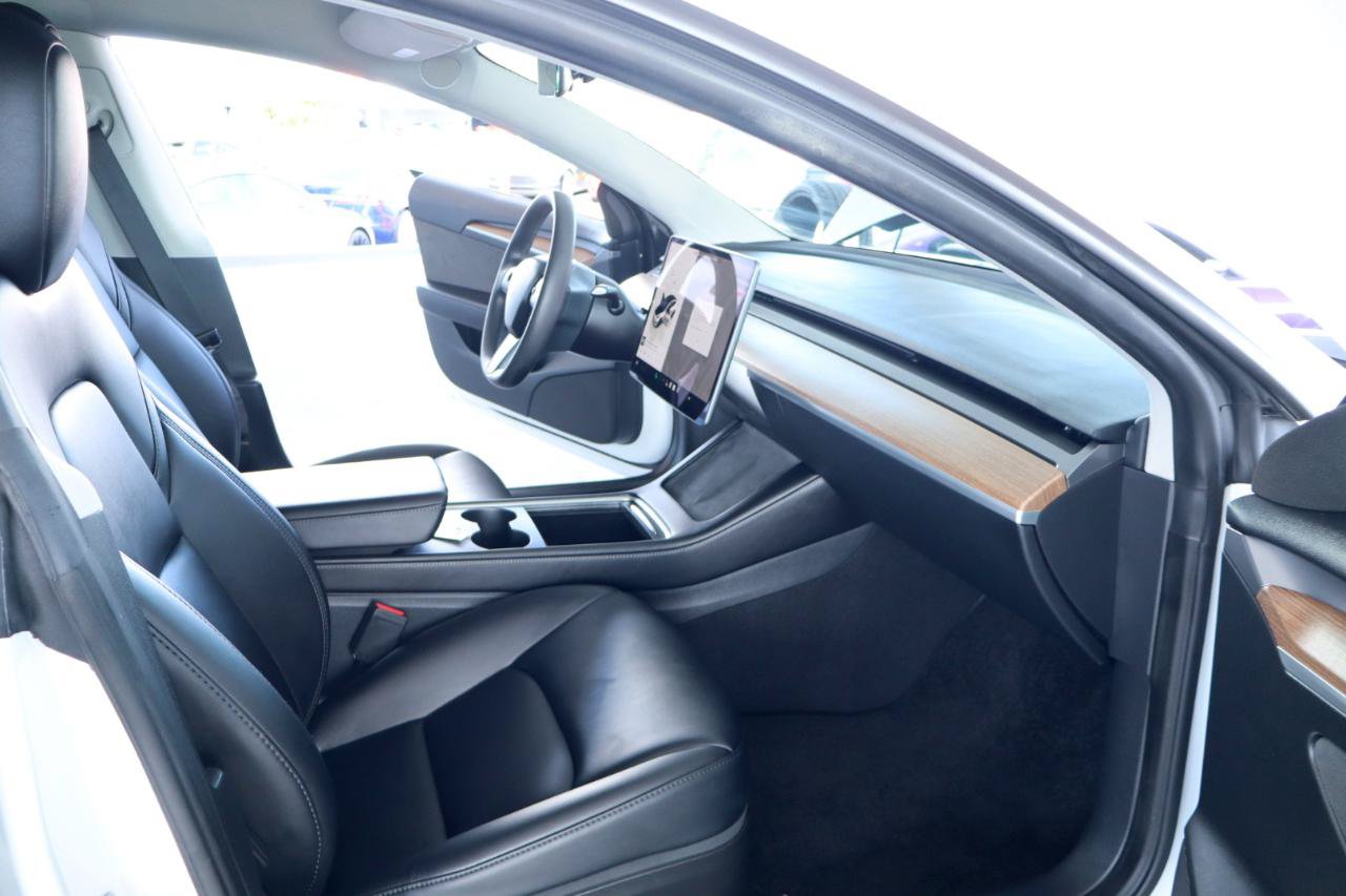 Used 2023 Tesla Model 3 Standard Range RWD image 34