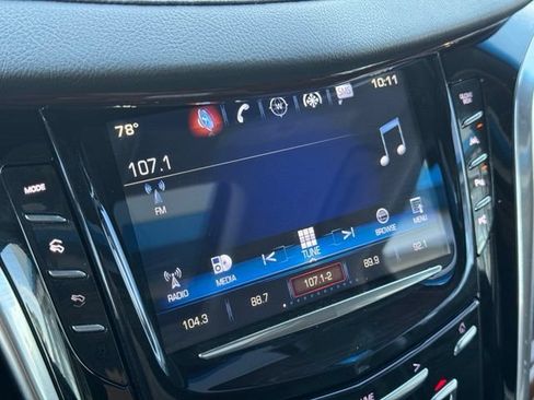 Used 2020 Cadillac Escalade Premium Luxury AWD/4WD image 2