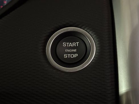 New 2026 Land Rover Discovery Limited Edition image 28