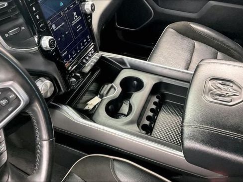 Used 2022 RAM 1500 Laramie w/ Sport Appearance Package AWD/4WD image 15