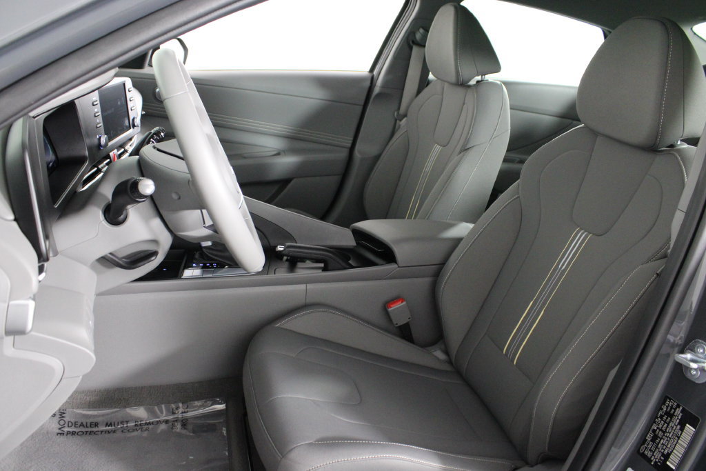 Certified 2026 Hyundai Elantra Sport FWD image 20